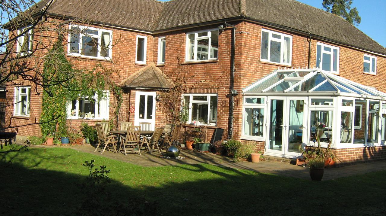 Savannah Bed And Breakfast Virginia Water Ngoại thất bức ảnh